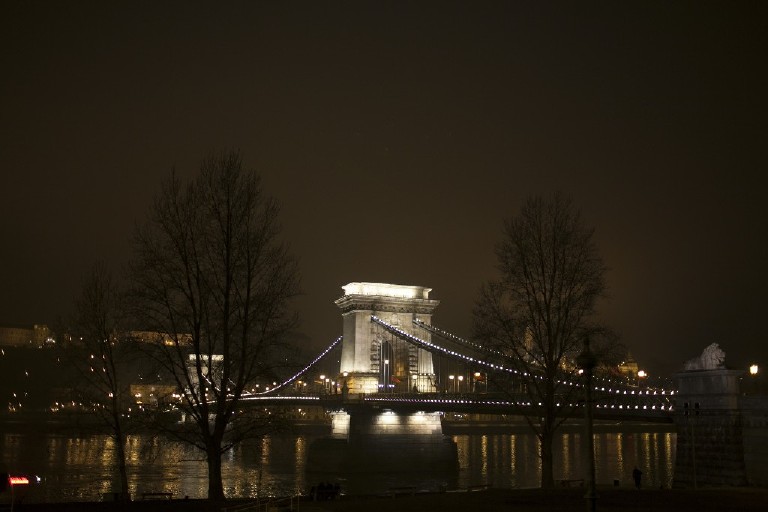 night photo of the chain bridge in winter, budapest