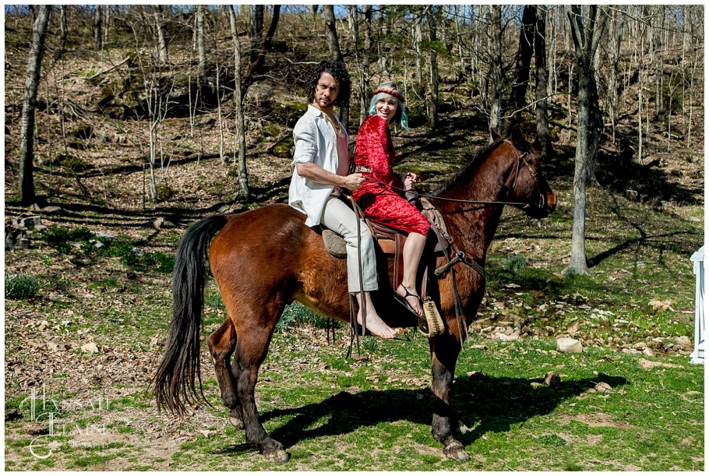 jirc and elaina ride jasper the horse