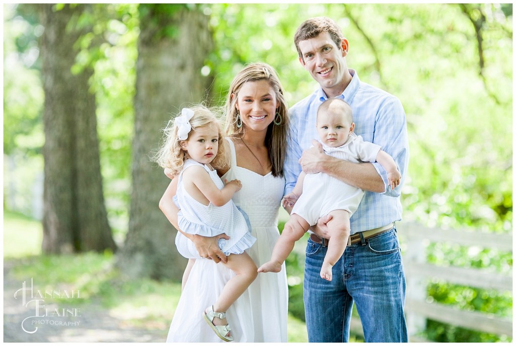 family portrait session in the park