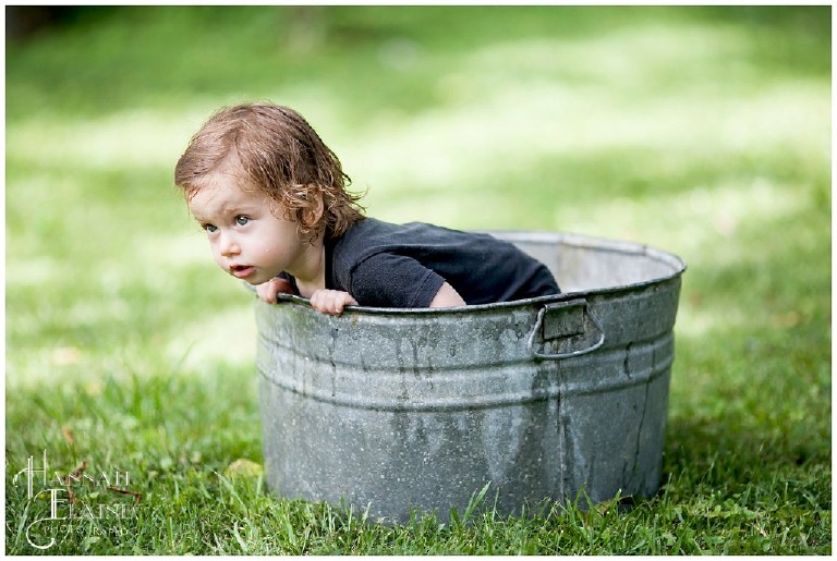 sylvia plays in the tin water tub