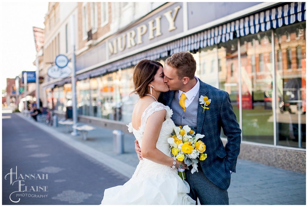 street kisses