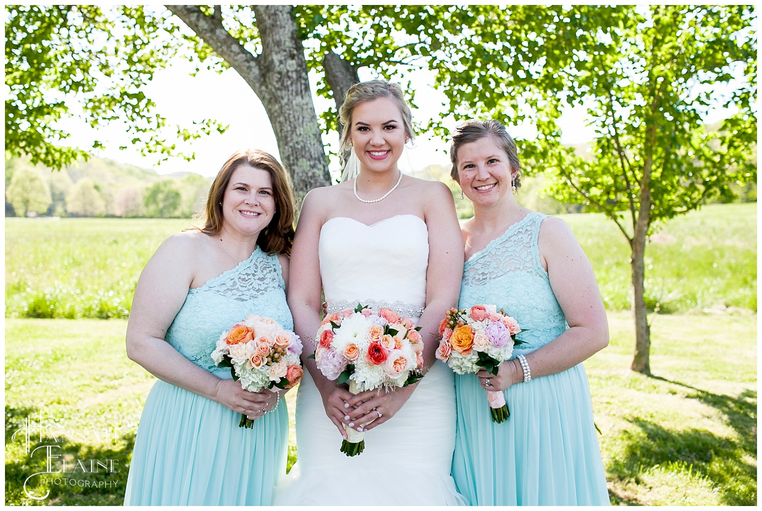 bride and her sisters