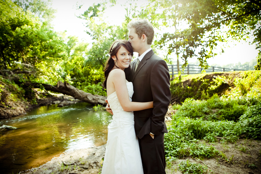 creekside wedding photos